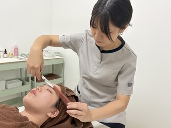 アルカンシエル(arc-en-ciel)の写真/纏う素肌美。繊細なシェービングで叶えるのは、ワンランク上の透明感。磨き上げた宝石のようなお肌へ。