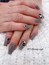 *秋冬オススメ！グレーネイル*