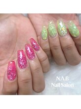 エヌエービー(N.A.B.)/ネオンネイル