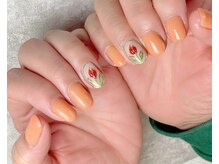 ラヴィネイル(La Vie Nail)/ミラー/お花ネイル/チューリップ