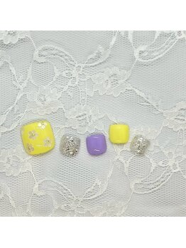 ¥9500　フットネイル