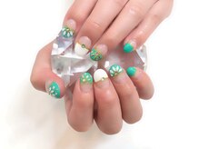 ココロバ ネイルアンドビューティーサロン(COCOLOBA)/鮮やかグリーンフレンチ♪