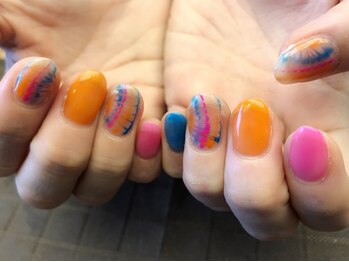 プラハネイル(+HER 美甲)/カラフルピーコック