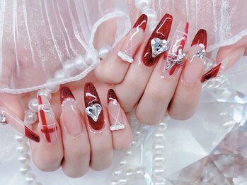 ナネイルサロン(NA nail salon)の写真/【デザイン持ち込みOK♪】パーツ付け放題でキラキラした指先へ♪韓国ネイル・ワンホンネイルも◎