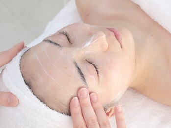 アネラ(ANELA)/2.メイク・皮脂汚れを除去