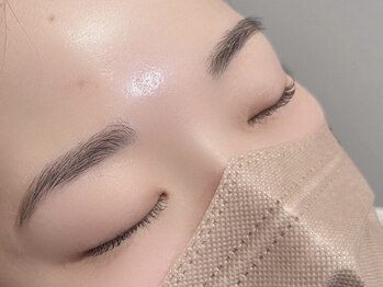 シェリーヌヌロ 本町店(CHERIE nunuro.)/アイブロウ