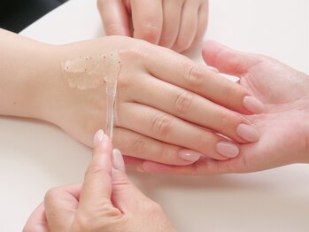 グレースレディ 大阪店の写真/専門技術で爪の悩みを解消!深爪矯正、長さだし、フィルインが得意なサロン☆まずはお気軽にご相談ください