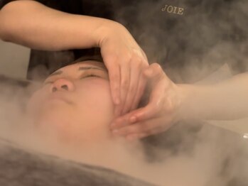 ジョワ(joie)の写真/【印象に差が出る結果重視の小顔施術】首肩・背中・頭から整え、顔の強張りやフェイスラインを土台から改善