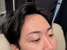 【メンズ専門眉毛サロン】BUZZ FLOW men's salon by D＆T【04/01 OPEN （予定）】の雰囲気（超大流行の平行眉毛で男らしい印象！【眉毛/袋町/アイブロウ】）