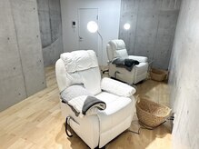 アモージュ 下北沢店(AMOJYU)// recliner chair /