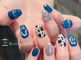 牛柄シルバーリングネイル
