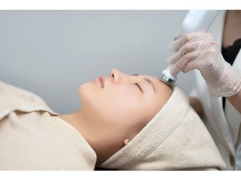 アフロディーテ(APHRODITE)/施術例【美容液導入】