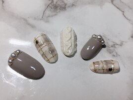 冬チェックネイル