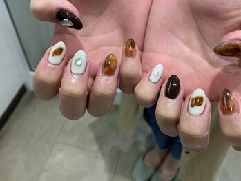 クレセント アイ アンド ネイル 大濠公園店(Crescent)/ニュアンスネイル