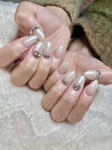 グラッディ(Glady)/ミラーネイル・ウェディング