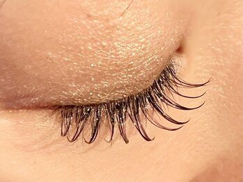 レミア 関内(REMIA)/2月　束感まつげ