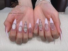 ウメネイルスタジオ(UME NAIL STUDIO)/ 長さだしやり放題×つけ放題