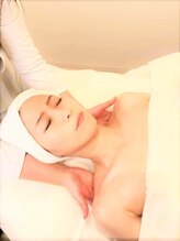 ポーラ ザ ビューティ 小牧店(POLA THE BEAUTY)/デコルテケア