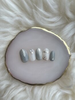 ネイール(Naiiiiil)/