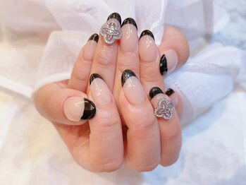 デコール 心斎橋(DECOR)/フレンチお花ビジューネイル