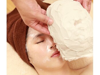 つばさ整体/【施術風景／石膏パック】