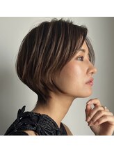 目元、眉デザインの写真や切り抜きは持って行ったほうがいいですか？