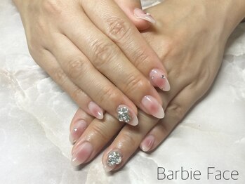 バービーフェイス 恵比寿(Barbie Face)/チークネイル