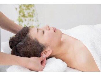 あすか/耳ケア＆耳ツボマッサージ