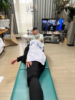 カイロプラクティック リズム/往診の様子～施術