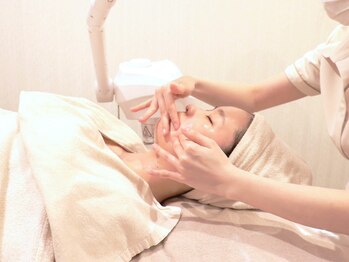 プティ カシェット 伊丹店(petit cachette)/美肌フェイシャル