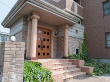 ネイルミオ (Nail-MIO)/外観