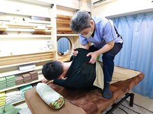 猫の手/施術【整体+矯正】