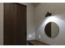 デルタエヌピー63+(δnp63+)/店内【小顔/薬院/福岡】