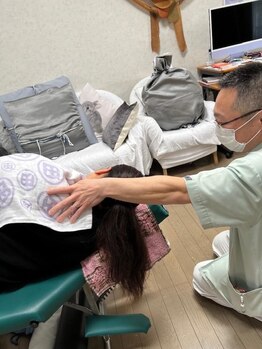 カイロプラクティック リズム/往診の様子～施術