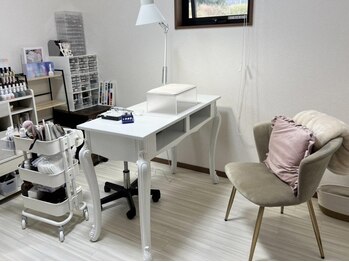 ユナールネイル(YUNA.L Nail)の写真/徳島・愛媛などの県外からも通いやすい◎ネイル初心者の方も大歓迎☆あなたの指先を美しく演出します♪