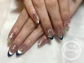 フレンチドットネイル