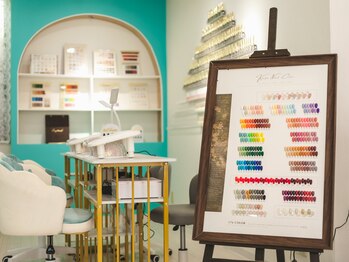 グローネイルズ(Glow Nails)/