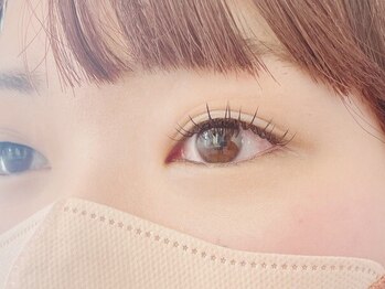 八戸根城店　大人のマツエク・まつげパーマ・眉毛専門店　TRANSIT K【トランジットK】の写真/【ナチュラルで上品な目元に】ダメージを抑えケア◎20種類以上のロッドからお似合いのデザインをご提案♪