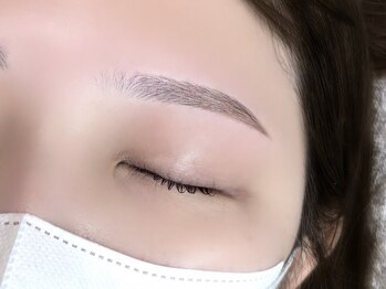 リアル 名古屋大須店(REAL)の写真/第一印象は目元で決まる！プロが貴女の骨格に合わせた眉をご提案♪眉スタイリング+まつげで好感度UP☆