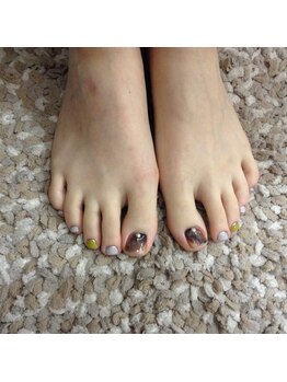 ネイルサロン スクール アンジェラ 水戸本店/秋フットジェル