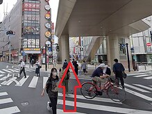 西放射線ユーロード（右前方）を直進します♪