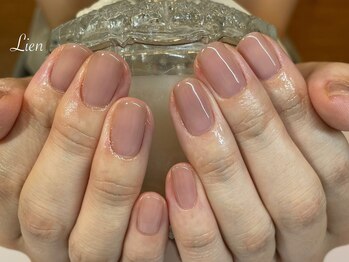 ヌードベージュ/スキンカラー