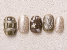 アイネイルズ 渋谷店(I nails)/カーキゴールドラメ