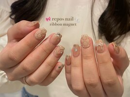 リボンのベージュデザイン¥8,800