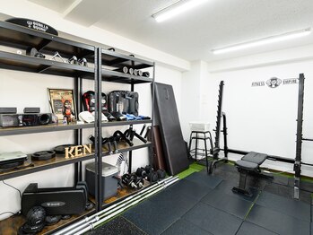ケンパーソナルジム(KEN PERSONAL GYM)/トレーニング器具