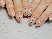 キャミ ネイル(CAMMY NAIL)/シルバーとゴールド
