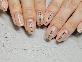 キャミ ネイル(CAMMY NAIL)/シルバーとゴールド