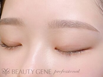 ビューティージーンプロフェッショナル 丸ビル店(BEAUTY GENE professional)/アイブロウ