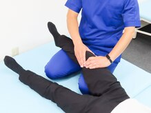 膝の動きをスムースにします【田無/整体/リハビリ/ストレッチ】