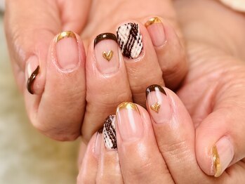 トレデュール 長町南店(Tre's dur)/ブラウン/ゴールドミラー/ハート